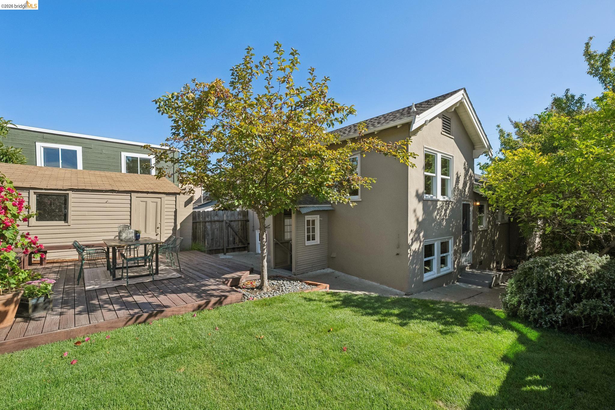820 Prospect Ave