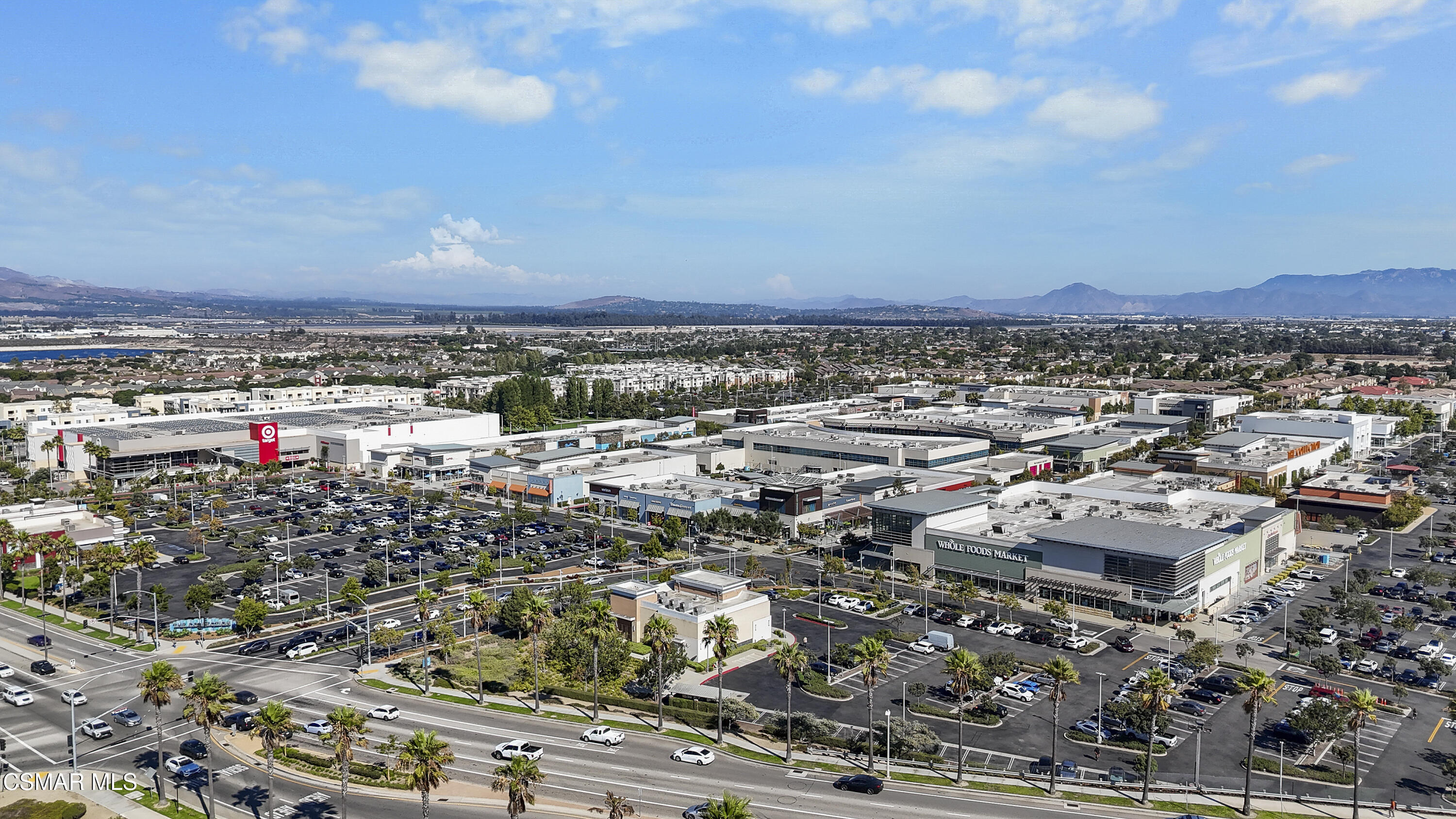 3118 N Oxnard Boulevard