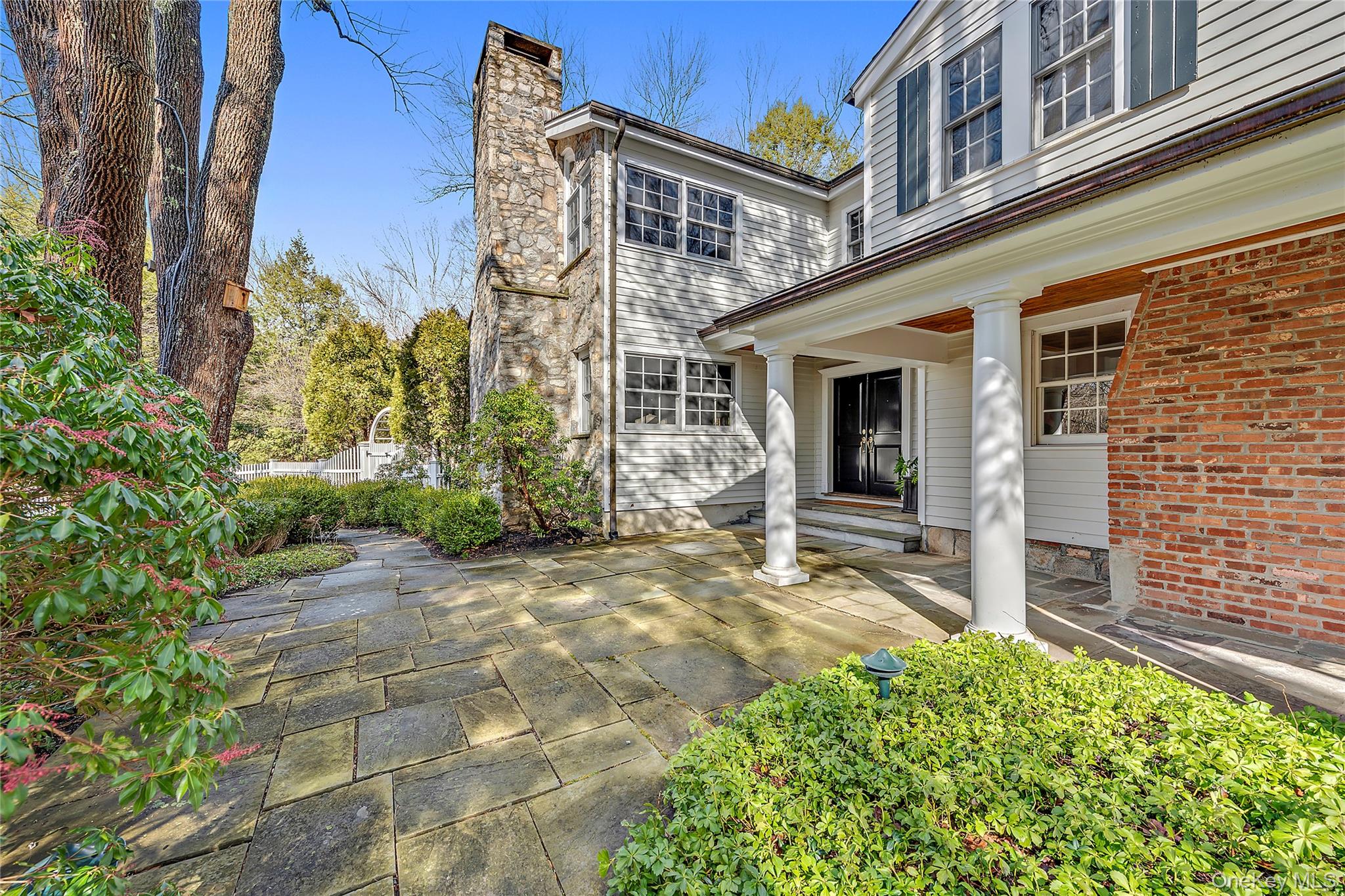 72 Old Mill River Road