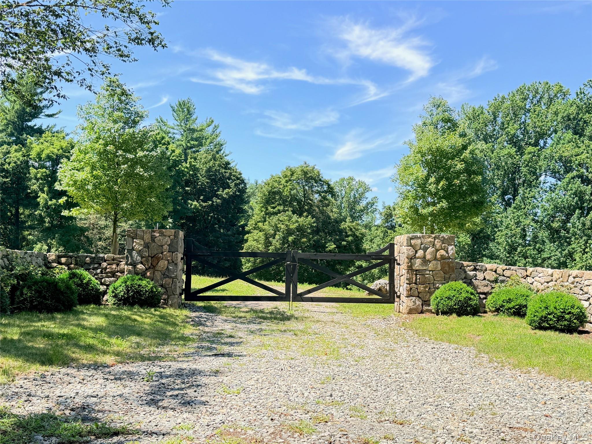 725 Croton Lake Road