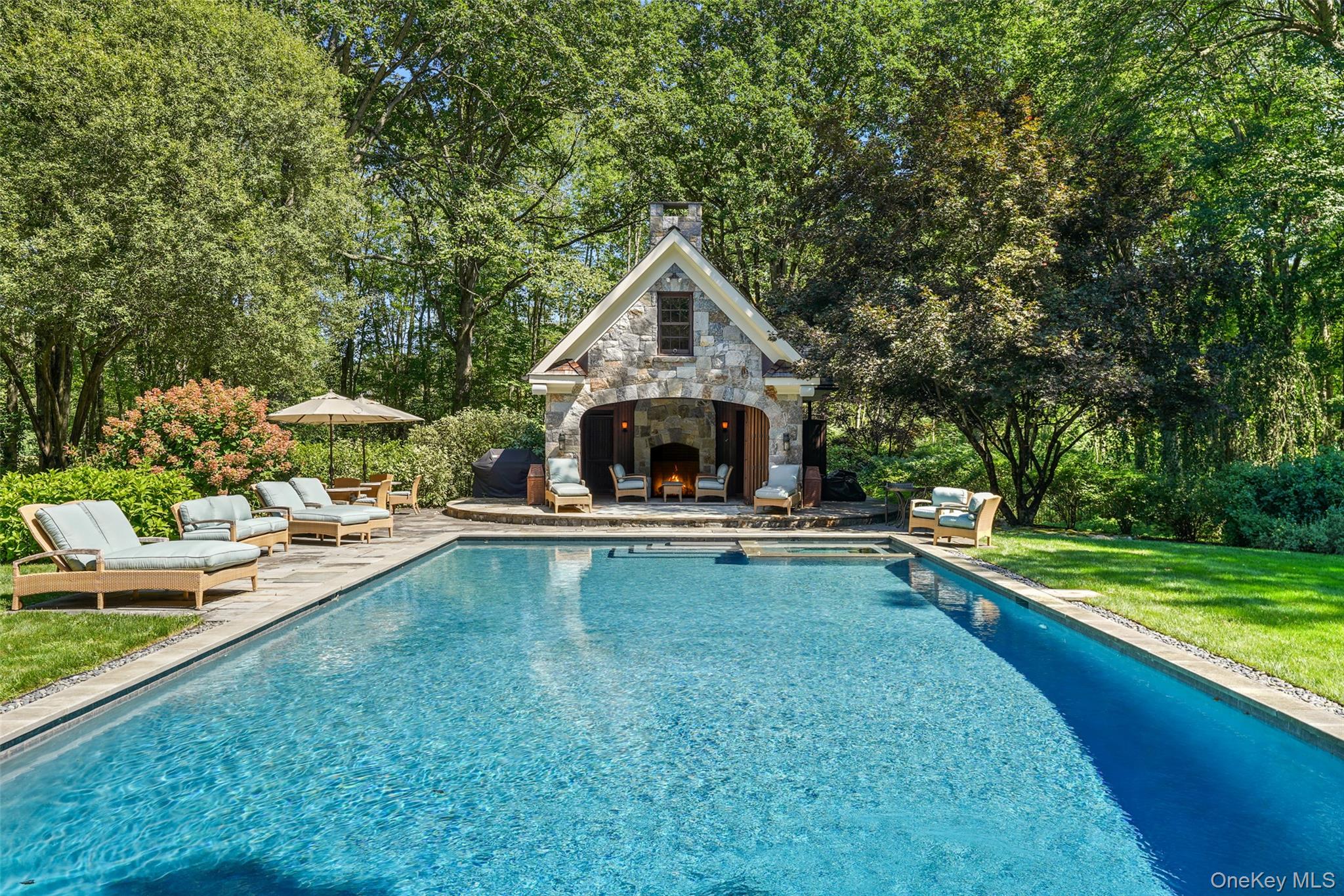 29 Upper Hook Road