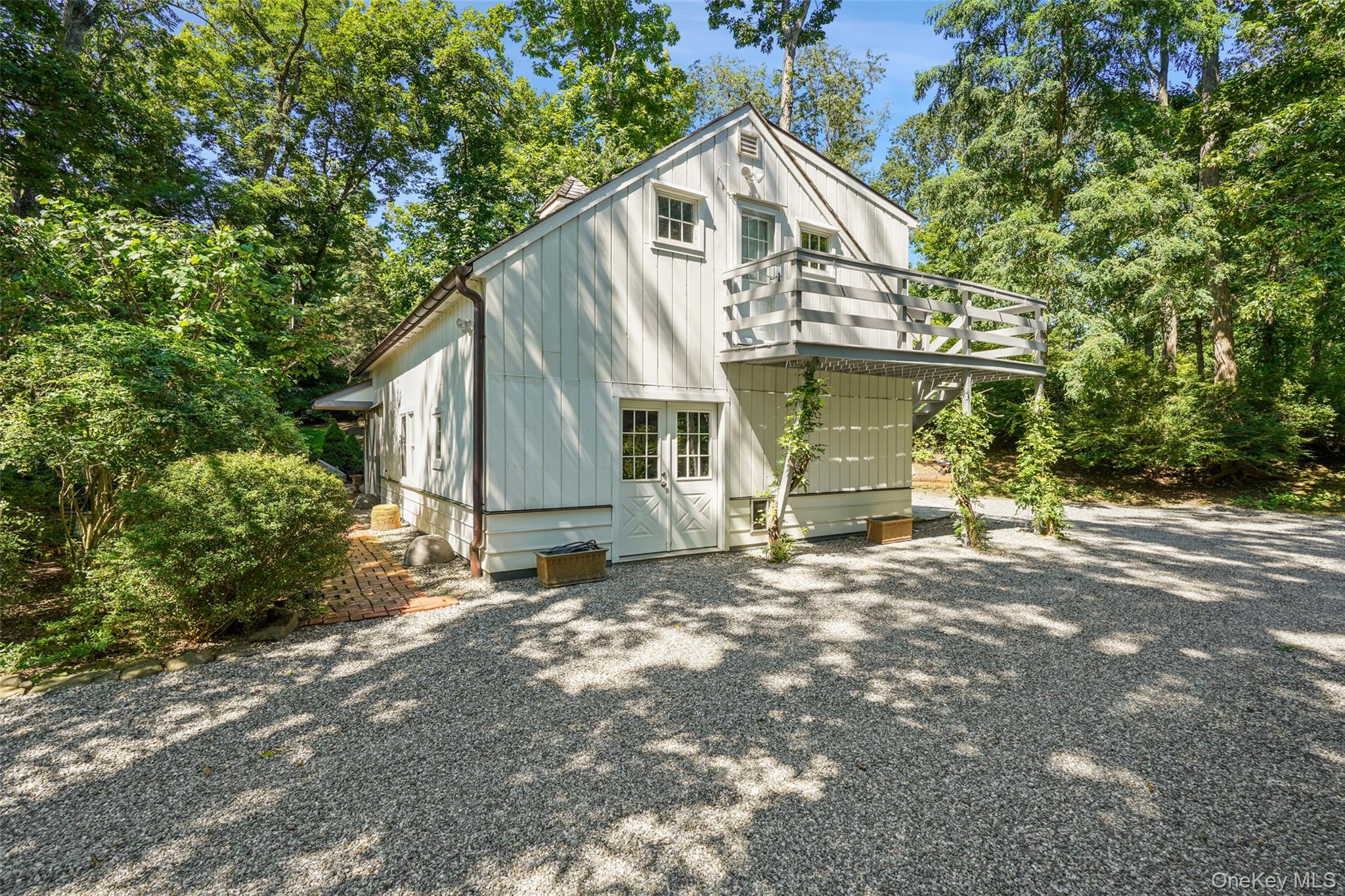 29 Upper Hook Road