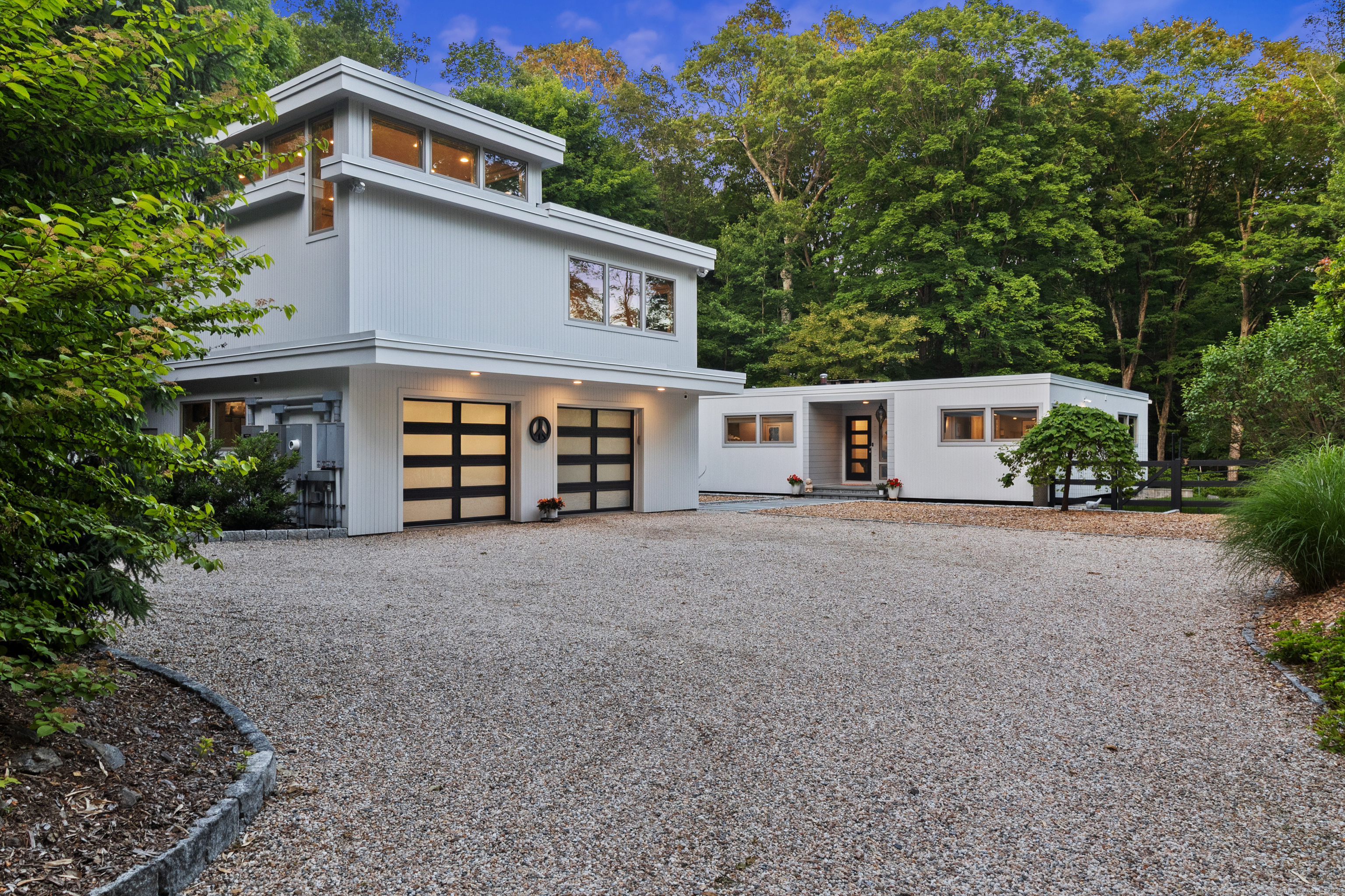 99 High Ridge Road