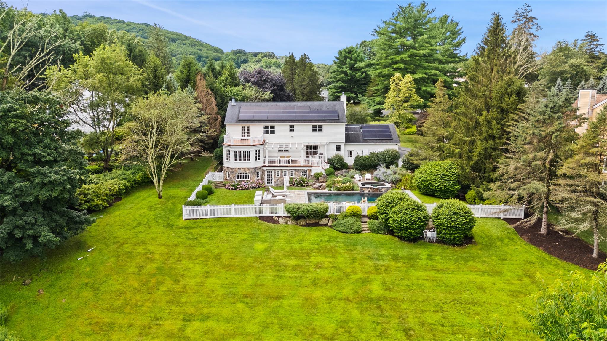 20 Little Pine Road