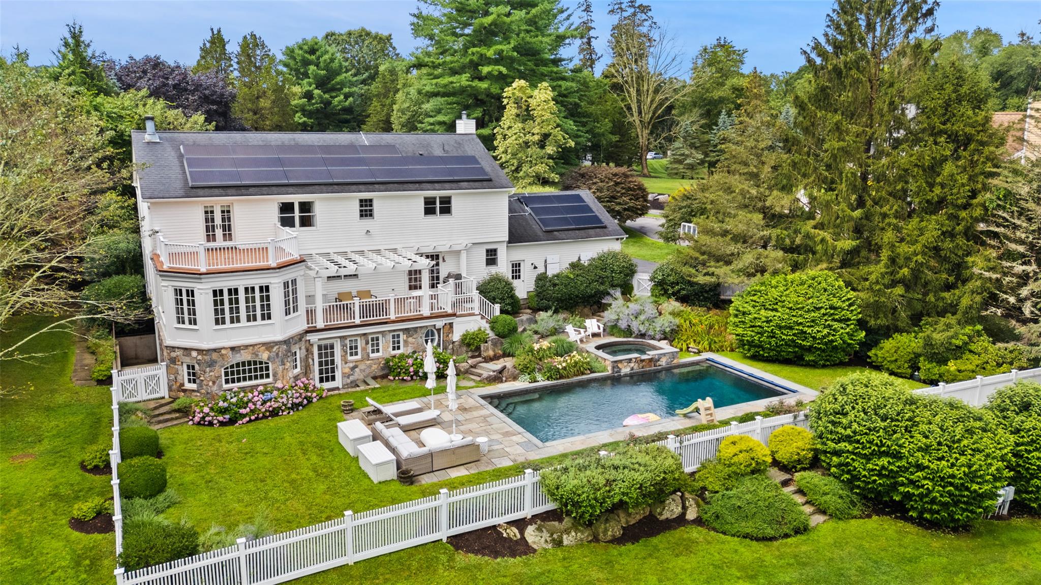 20 Little Pine Road