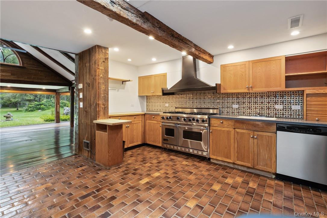 176 Honey Hollow (Main House) Road
