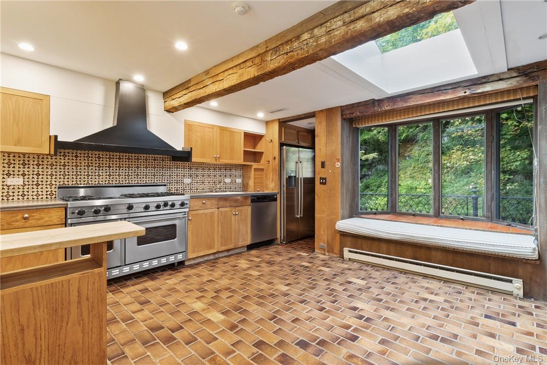 176 Honey Hollow (Main House) Road