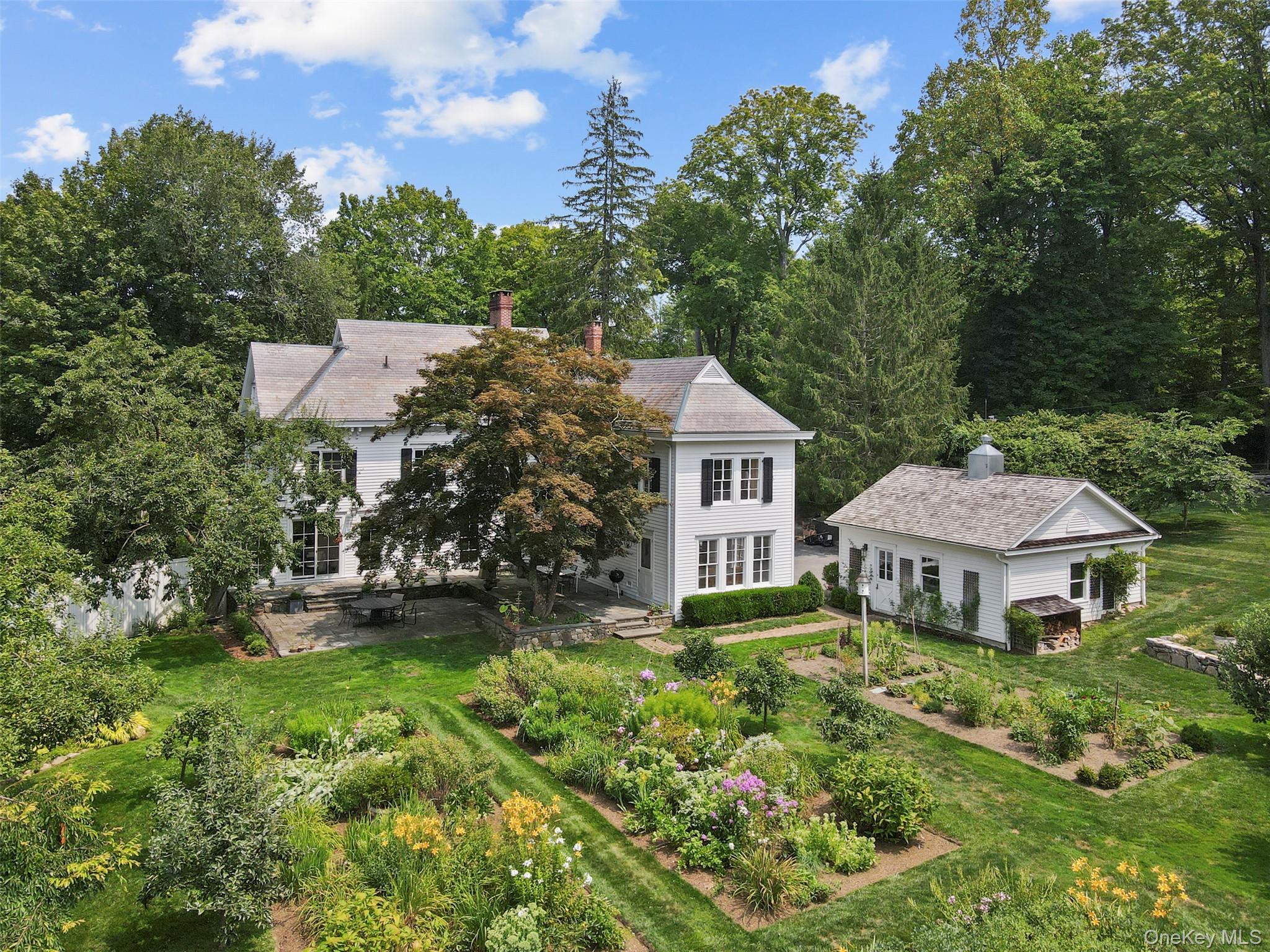 21 Katonah's Wood Road