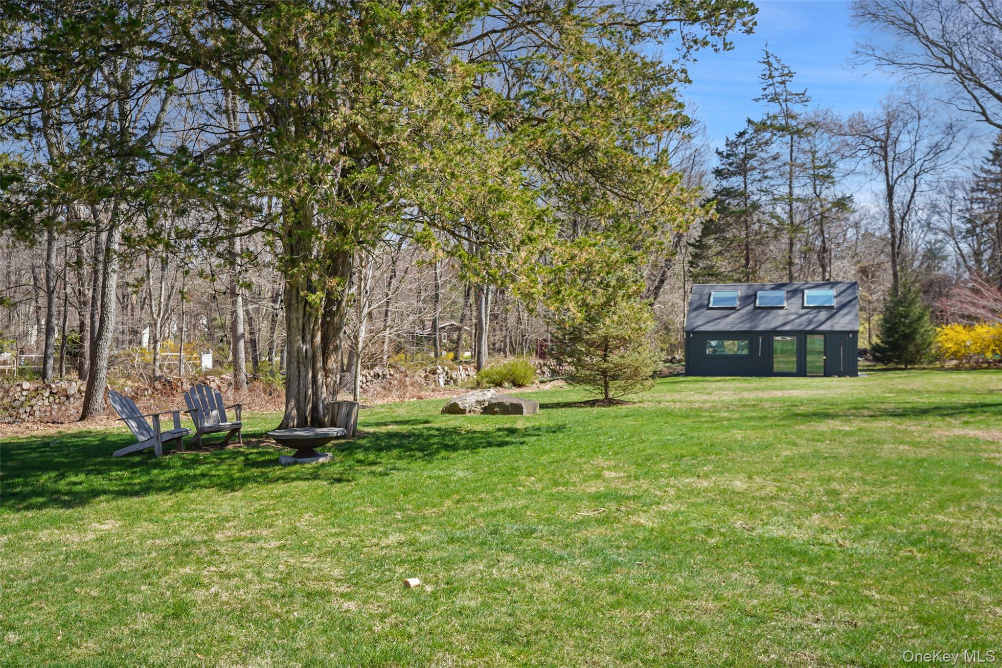 16 Cedar Hill Lane