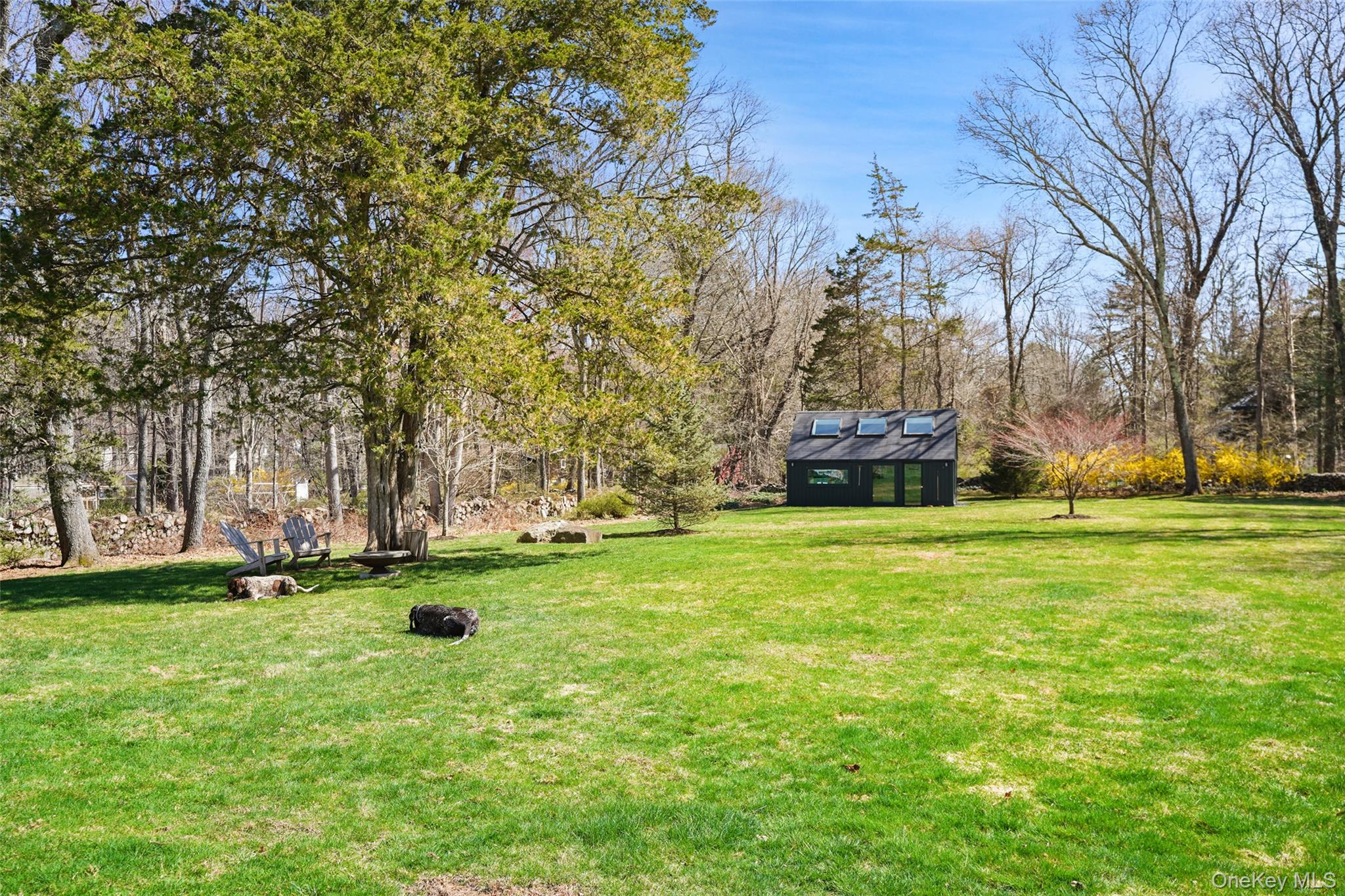 16 Cedar Hill Lane