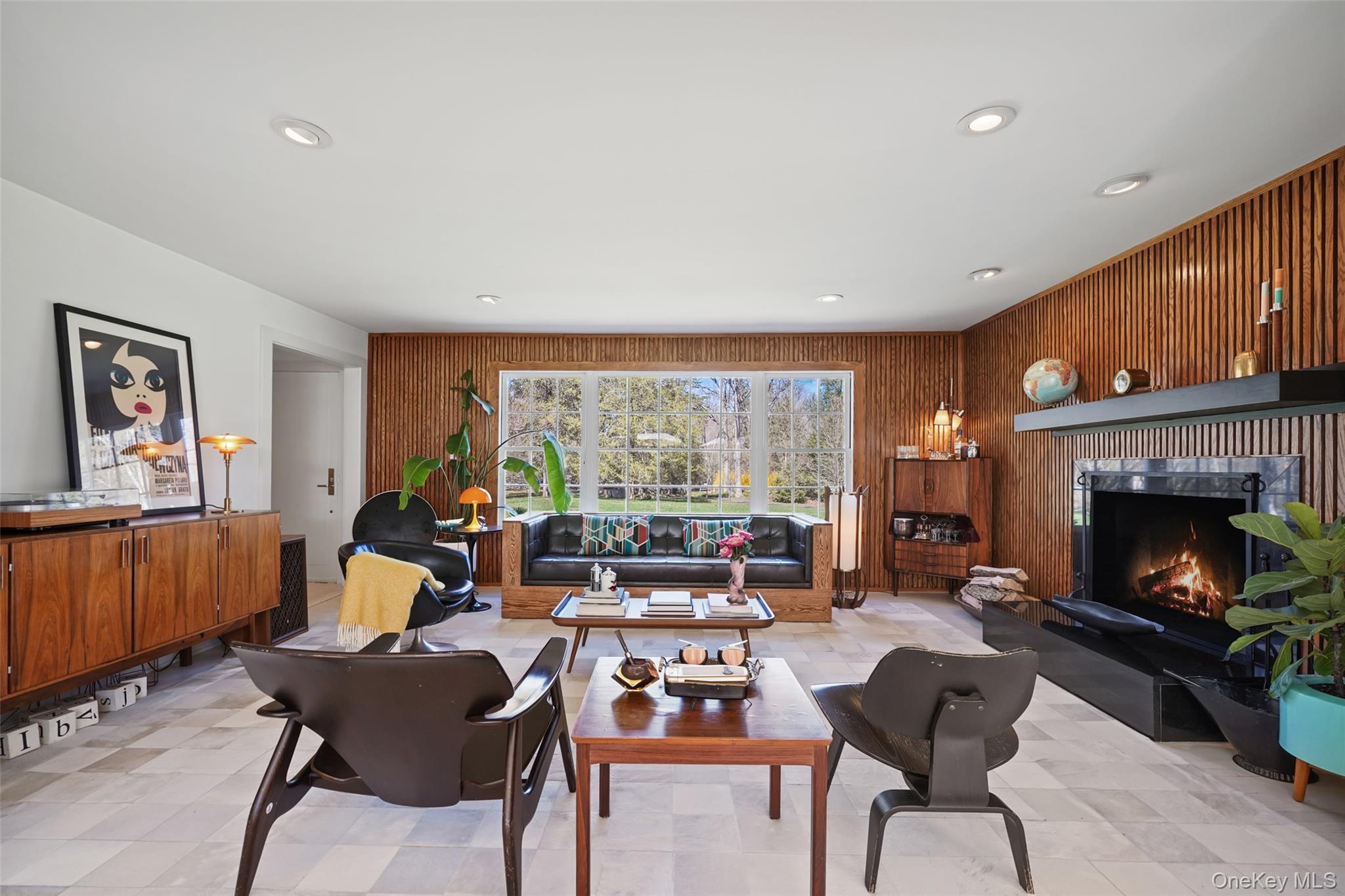 16 Cedar Hill Lane