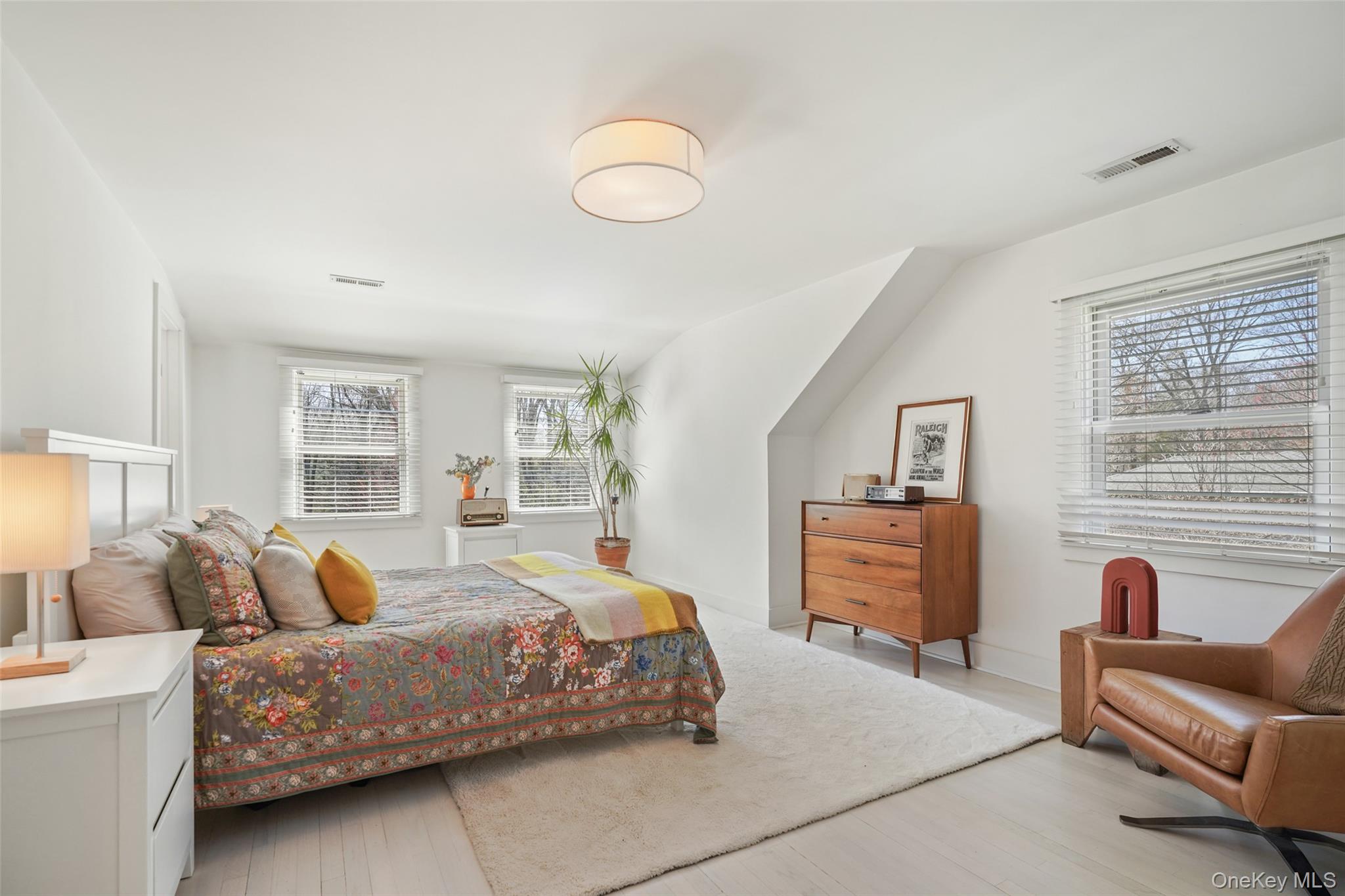 16 Cedar Hill Lane