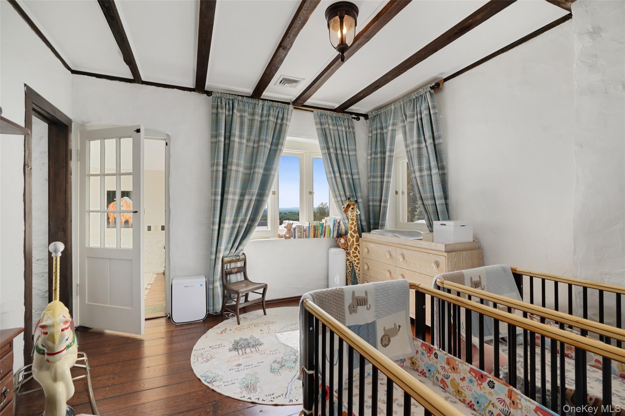283-289 Starr Ridge Road Unit: 283-289 and 299