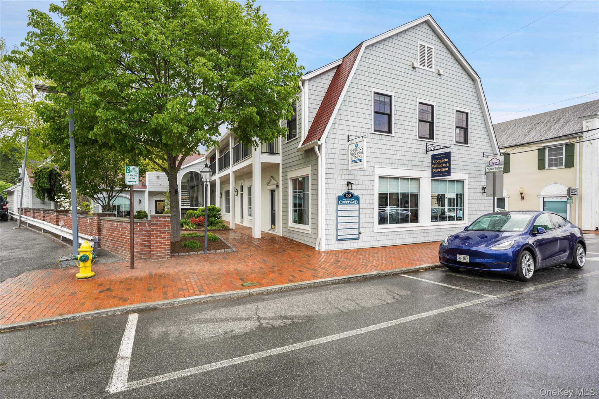 225 Katonah Avenue Unit: 1