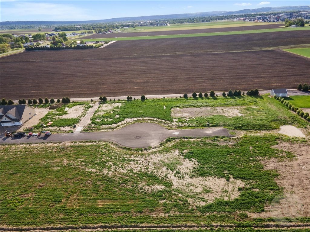 Lot 8 Black Canyon COURT