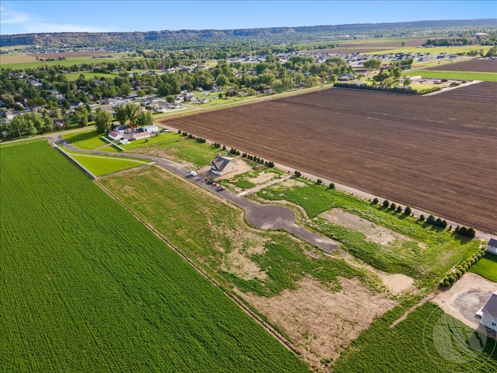 Lot 14 Black Canyon COURT