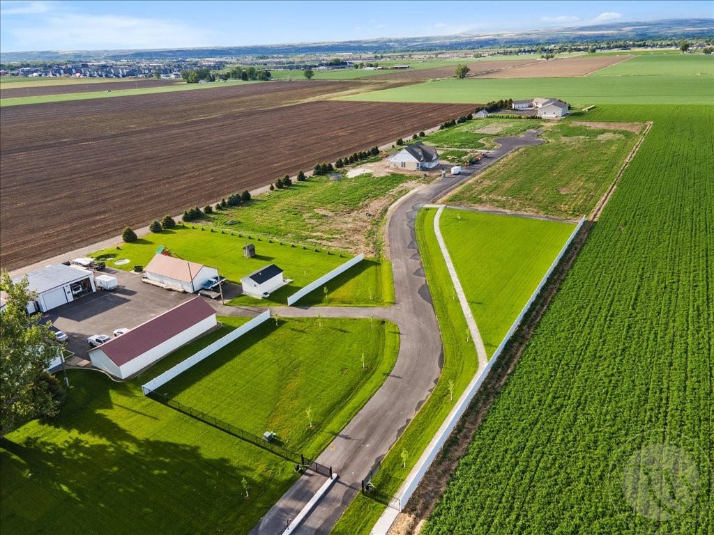 Lot 14 Black Canyon COURT
