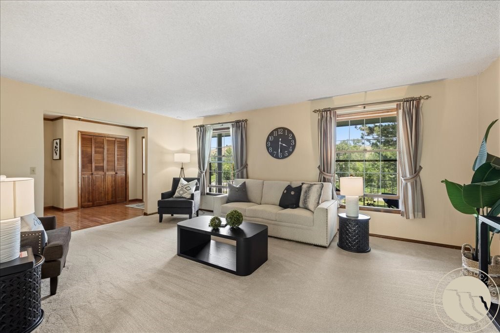 3748 Blue Creek ROAD