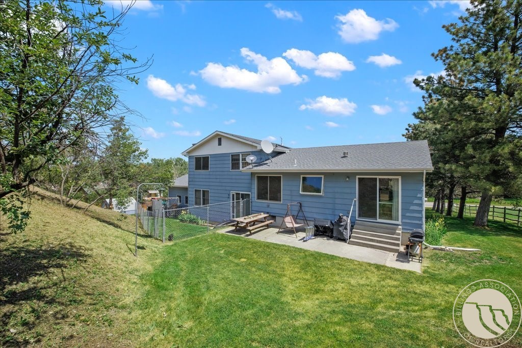 3748 Blue Creek ROAD