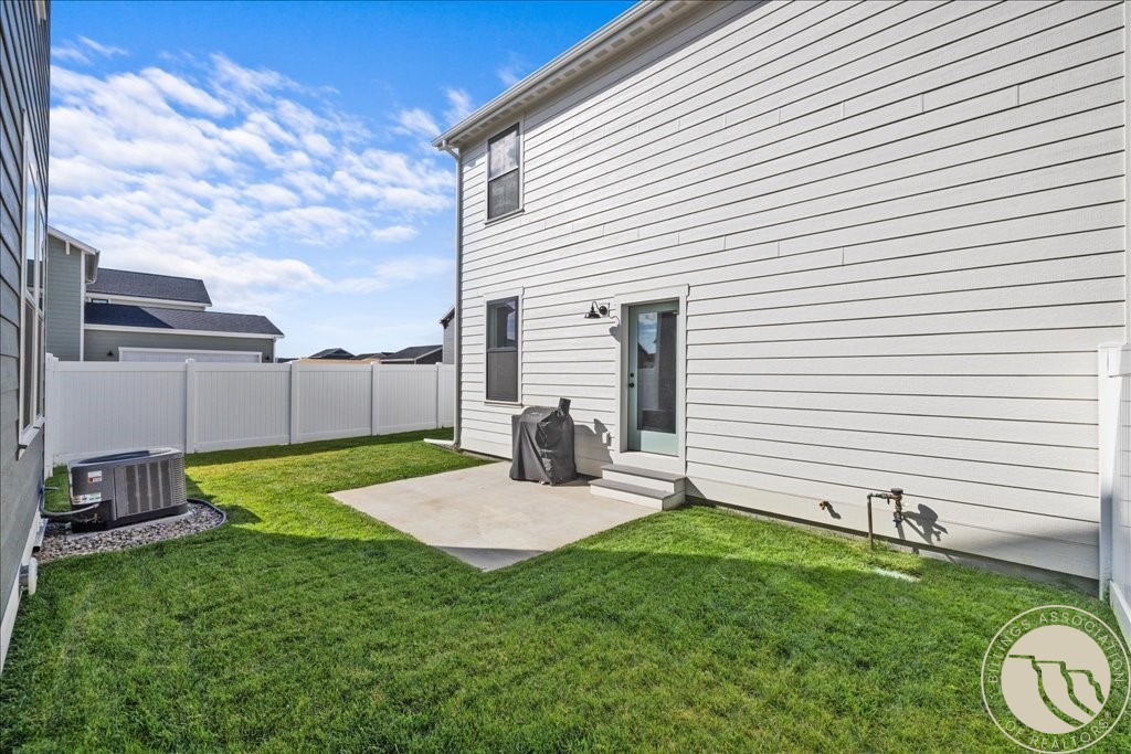 1845 Norma Jean SQUARE E