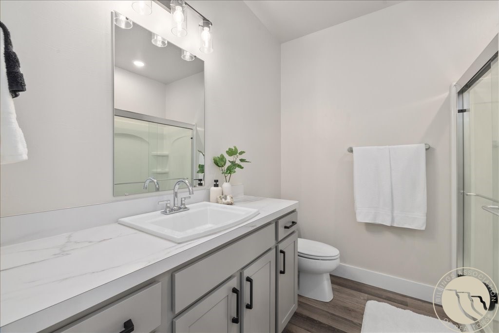 1845 Norma Jean SQUARE E