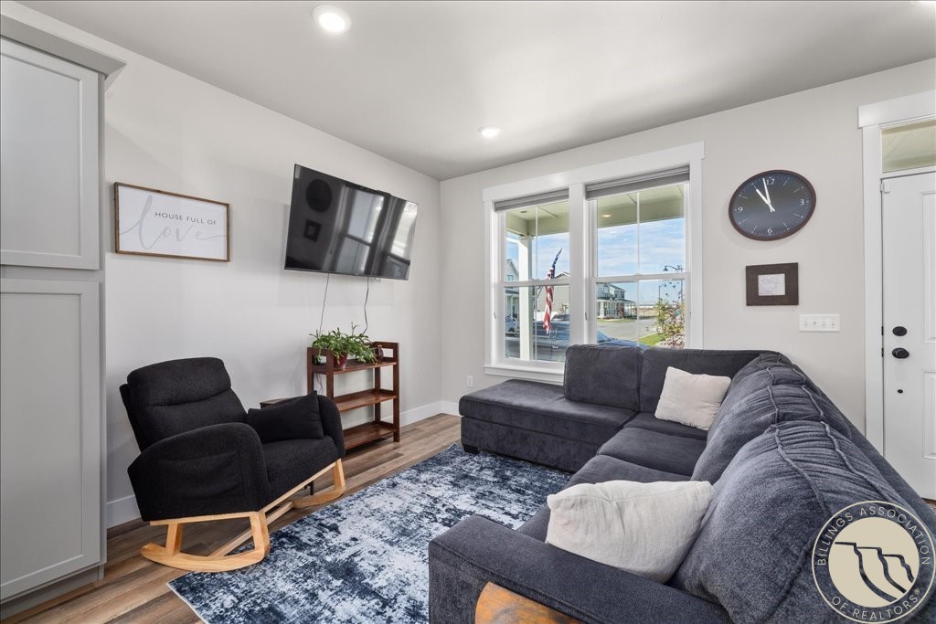 1845 Norma Jean SQUARE E