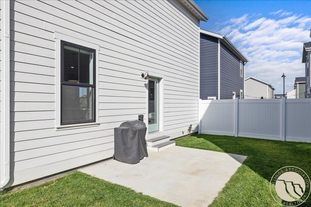 1845 Norma Jean SQUARE E