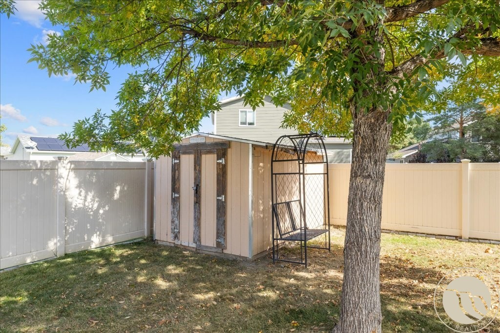 131 S 38th W