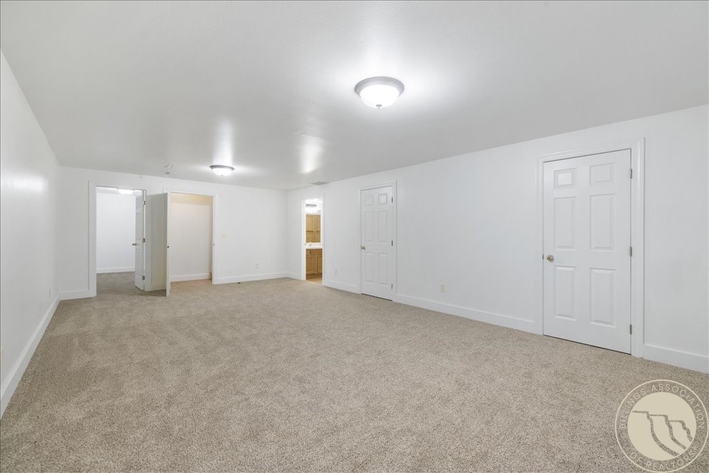 131 S 38th W