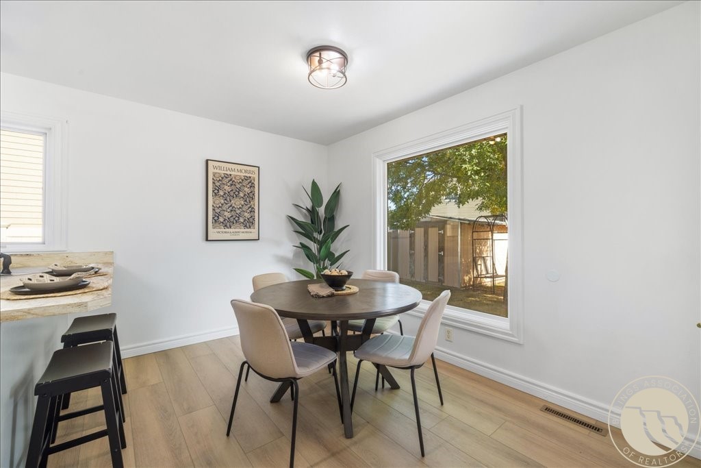 131 S 38th W