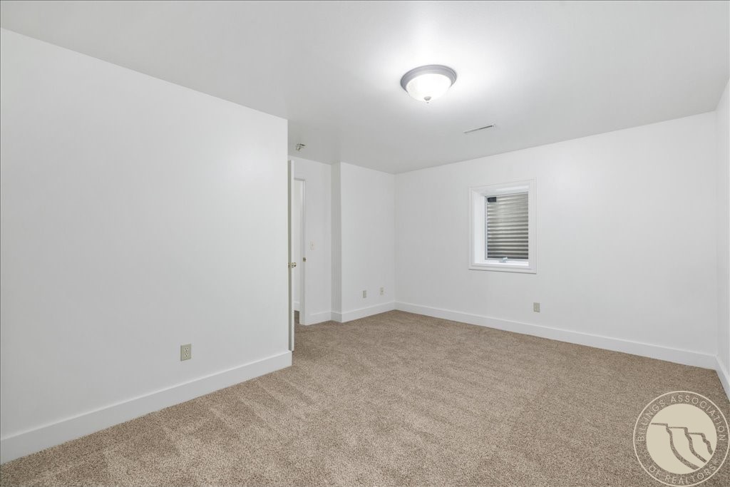 131 S 38th W