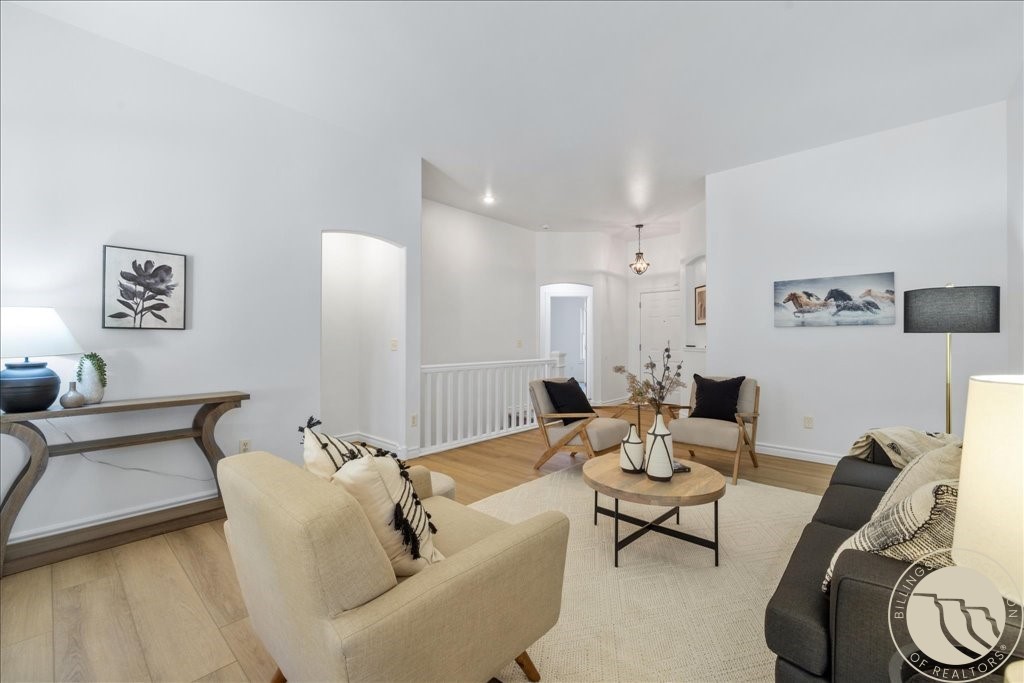 131 S 38th W