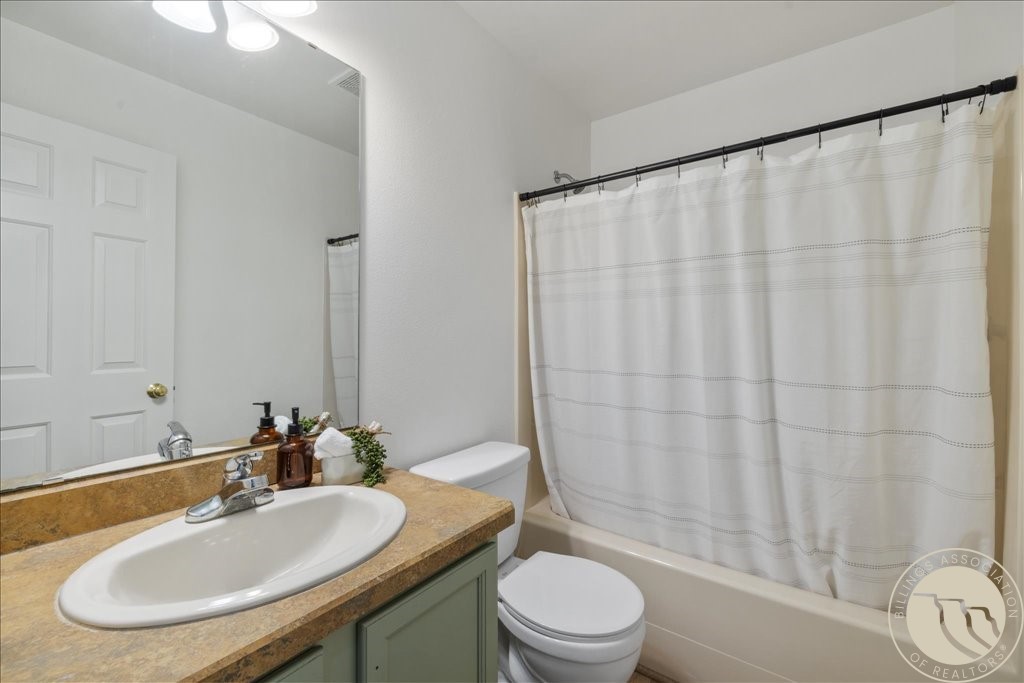 131 S 38th W