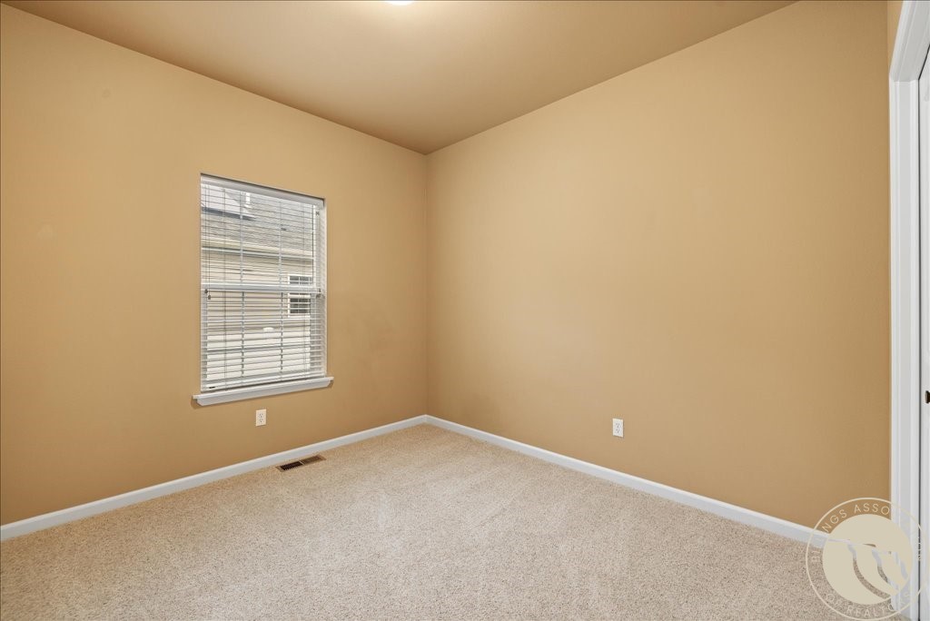 1443 Twin Oaks DRIVE