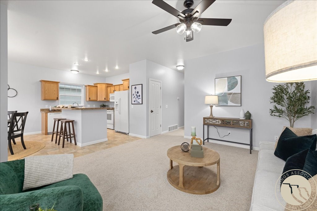 1443 Twin Oaks DRIVE