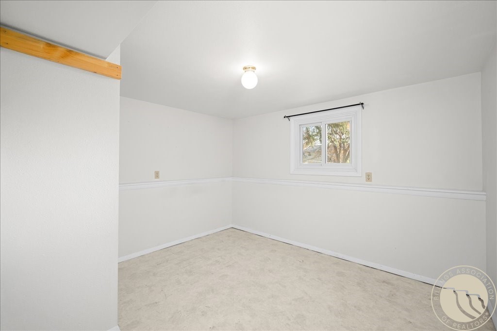 446 N Lakeview DRIVE