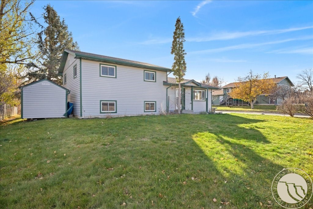 446 N Lakeview DRIVE