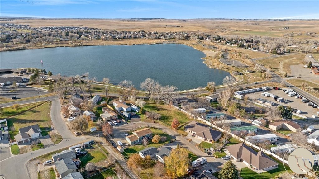 446 N Lakeview DRIVE