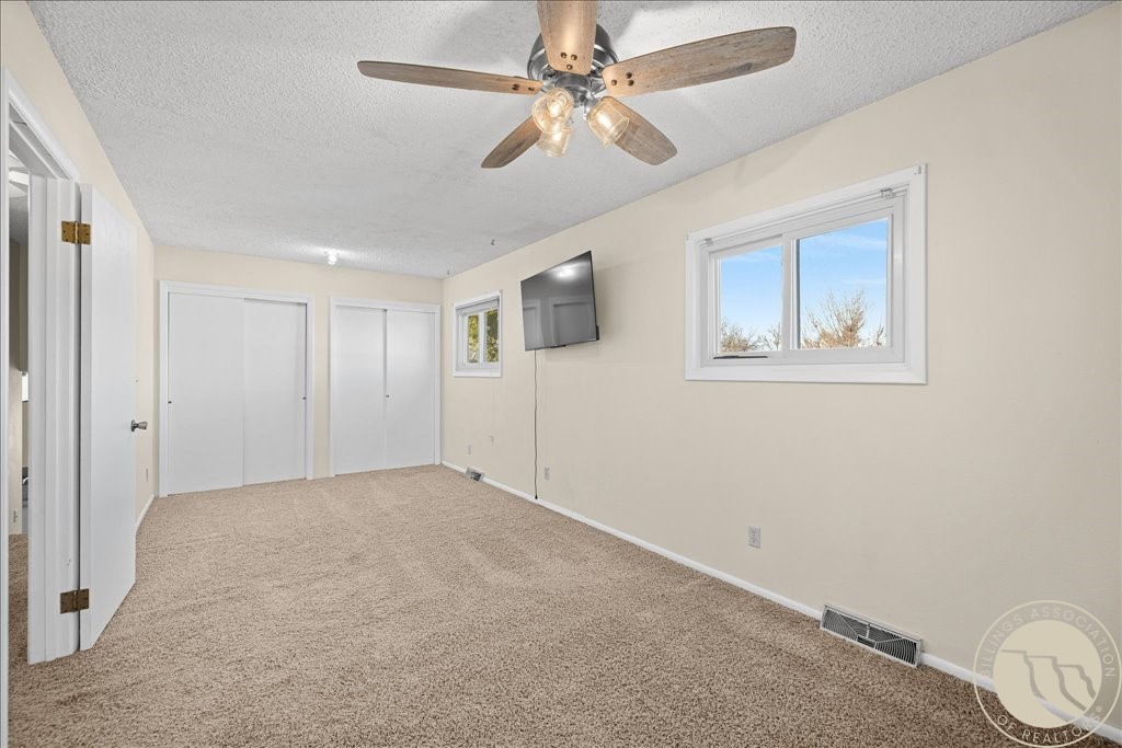 446 N Lakeview DRIVE