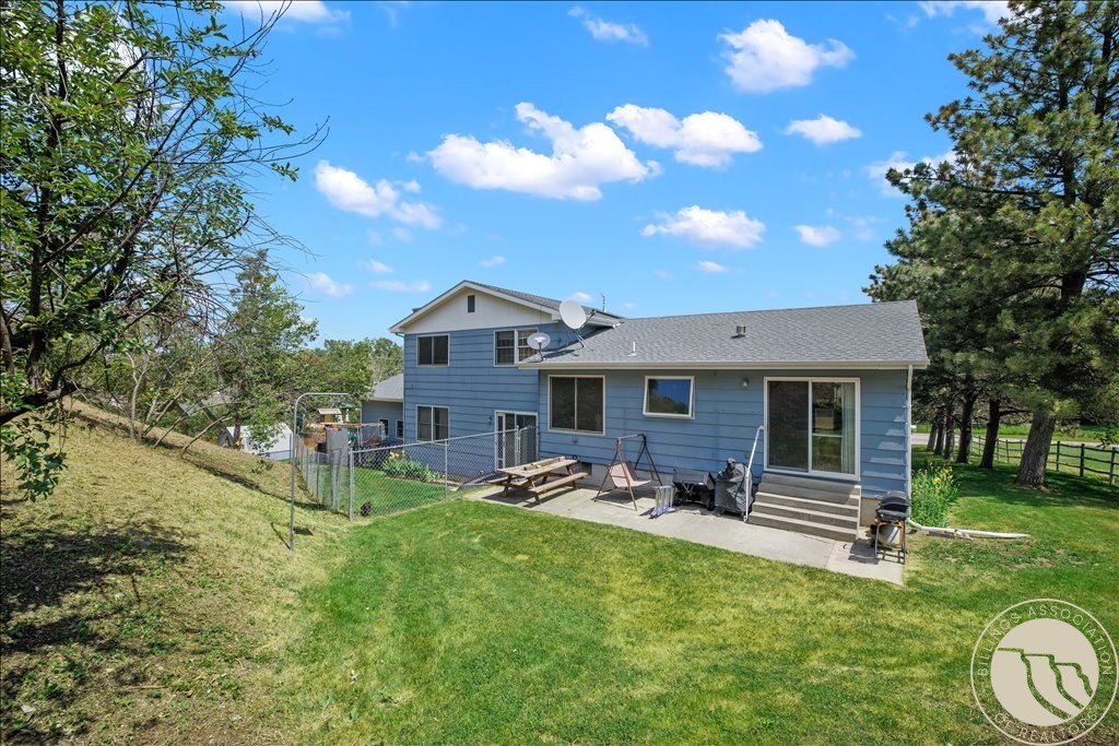 3748 Blue Creek ROAD