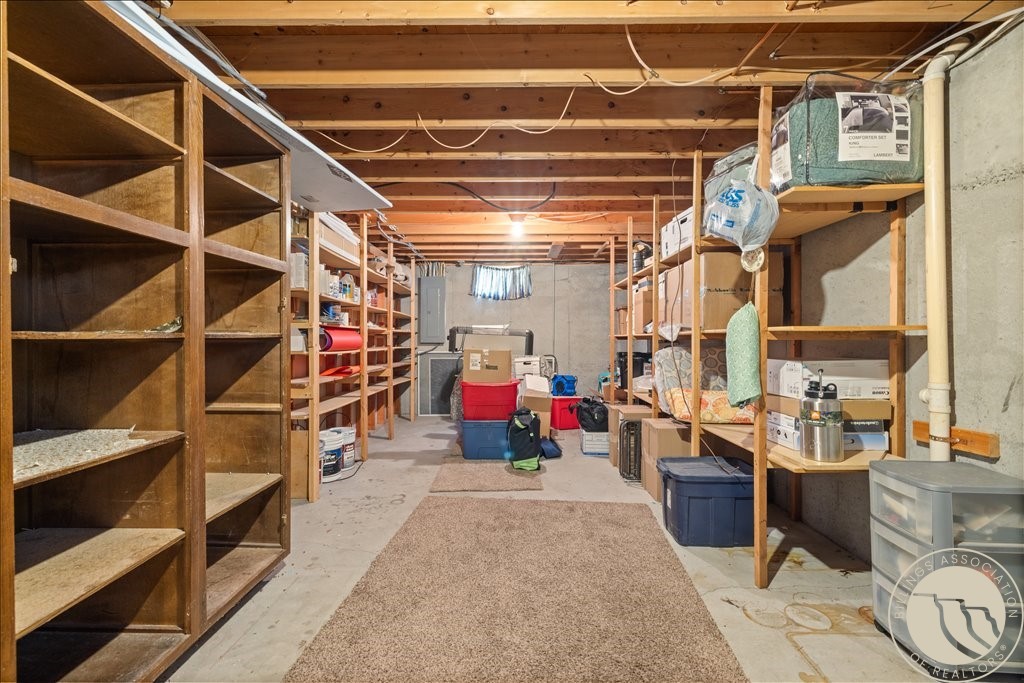 3748 Blue Creek ROAD