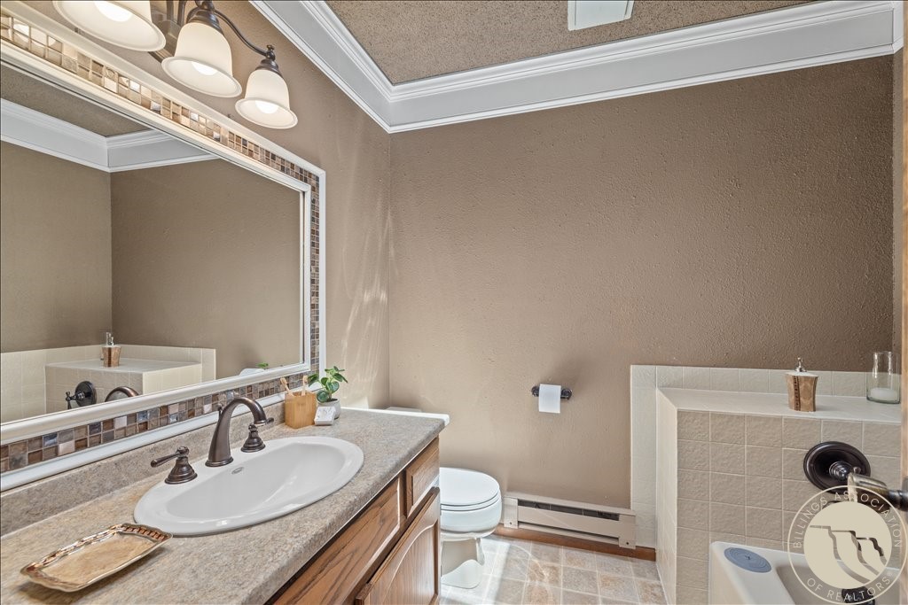 3748 Blue Creek ROAD