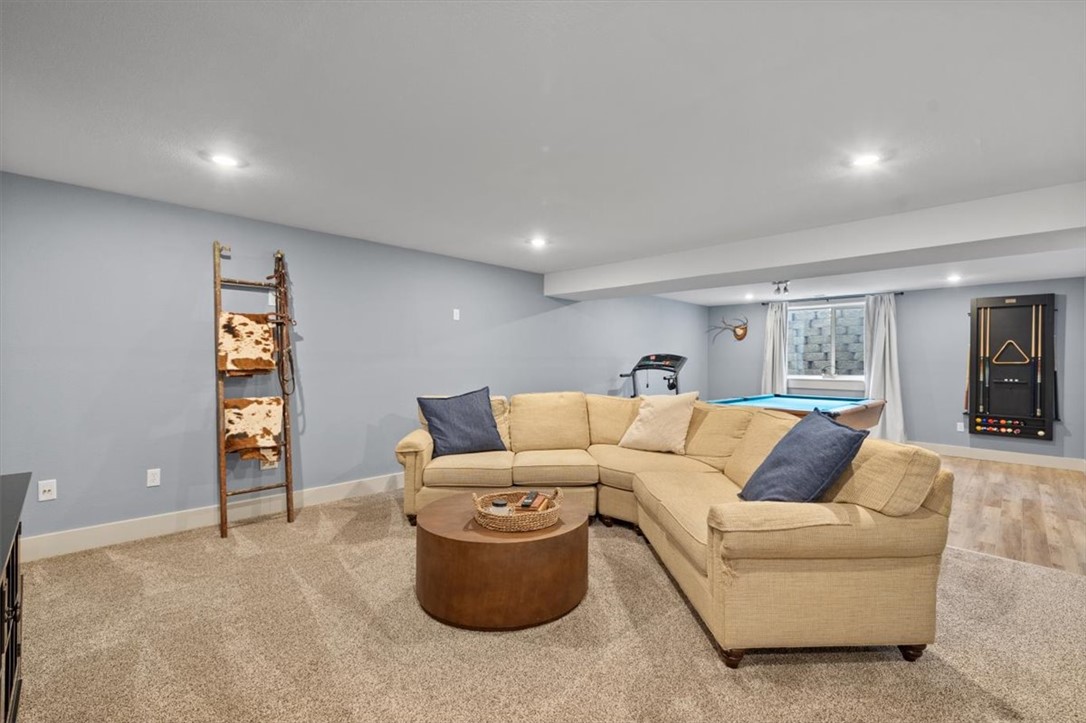 3050 Hunters Ridge Loop