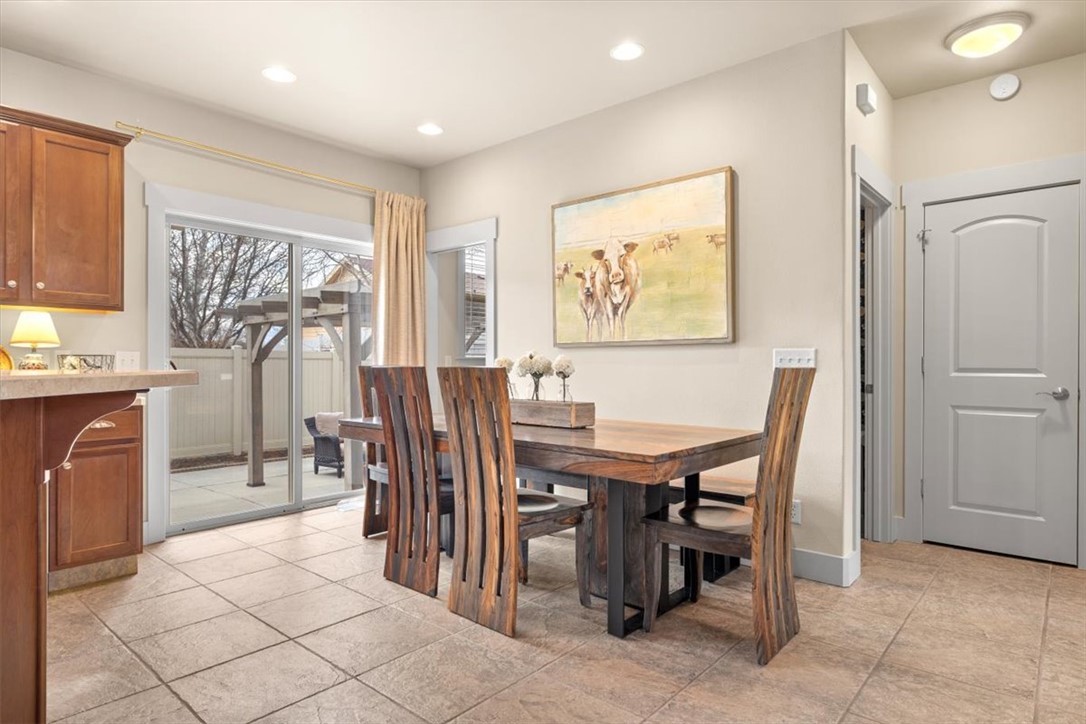 3050 Hunters Ridge Loop