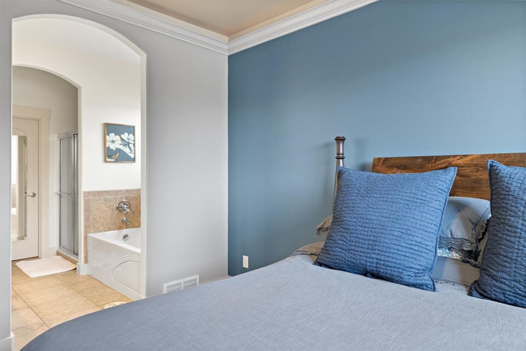 3050 Hunters Ridge Loop