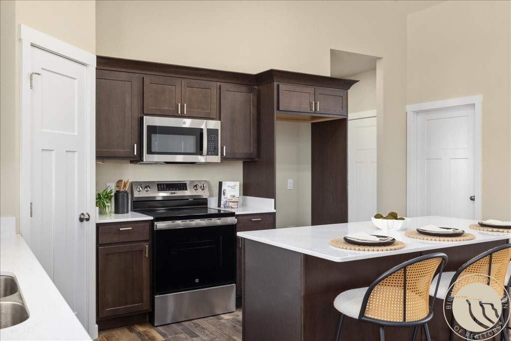 2529 Whisper Wind Way