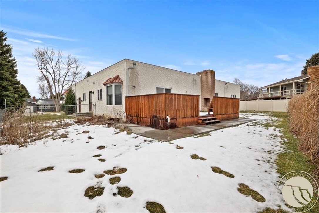 1927 Camden Drive