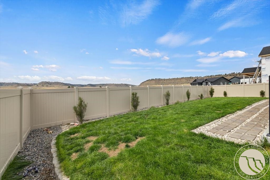 7076 Copper View Way