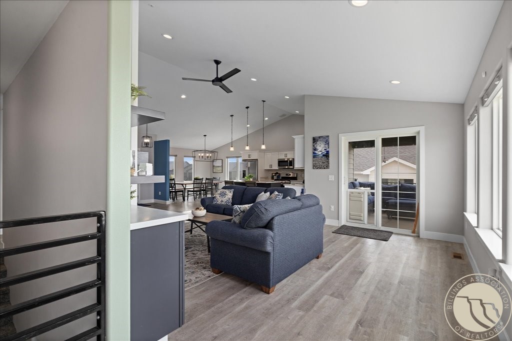 7076 Copper View Way