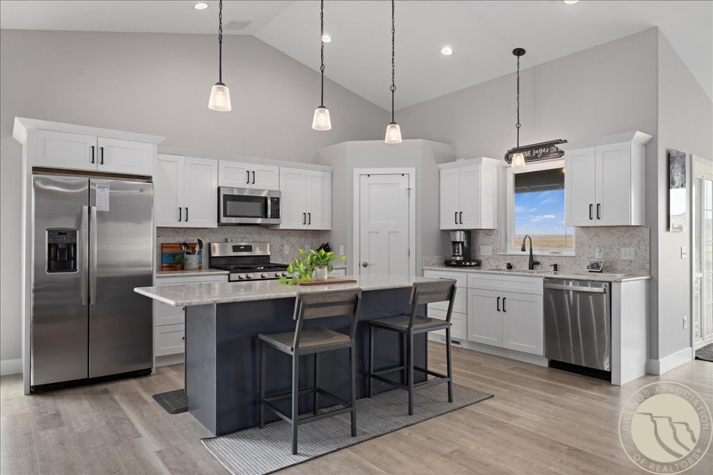 7076 Copper View Way